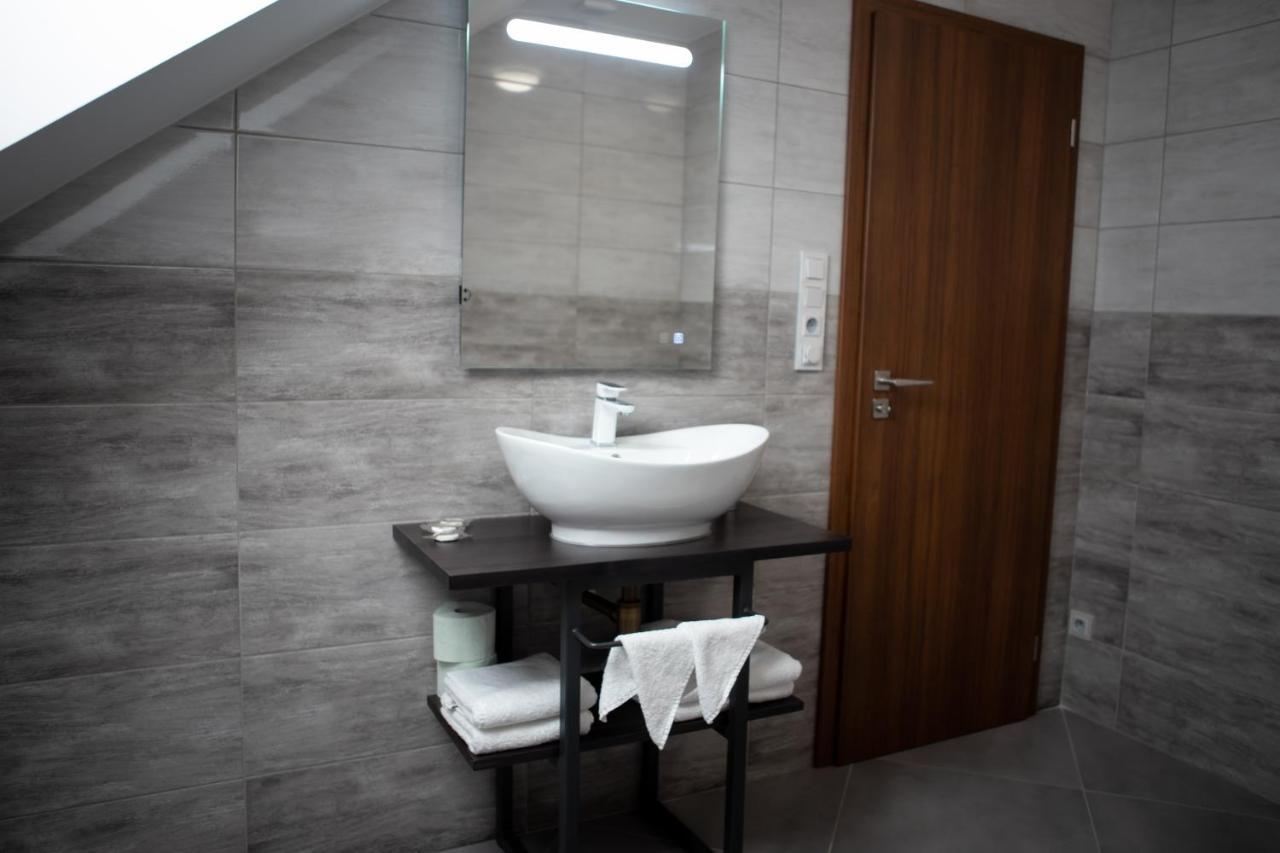 Penzion Dašické sklepy Dasice Extérieur photo